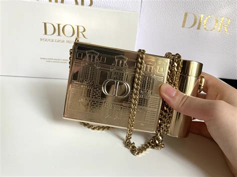 チェーンバッグ付き！Dior2021年クリスマスコフレの .